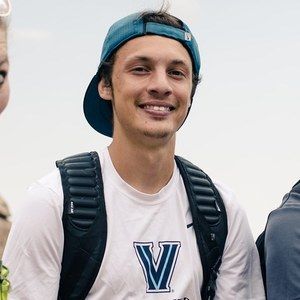 Meet your Posher, Logan